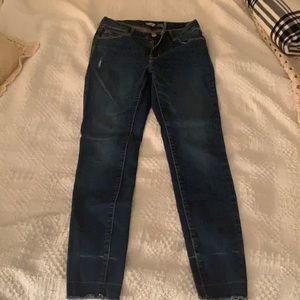 Old navy Rockstar size 2 jeans